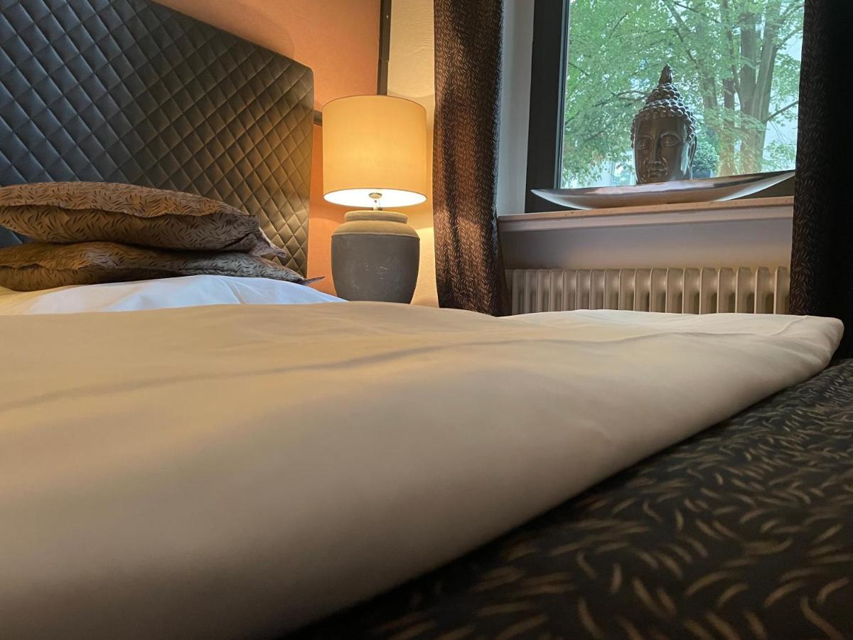 Hotel Am Volksgarten Düsseldorf Esterno foto